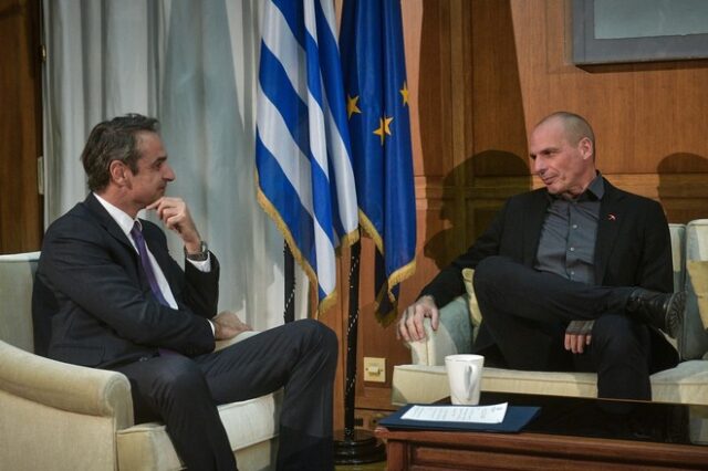 “ΑντιΒαρουφάκη” μέτωπο στήνει ο Μητσοτάκης 