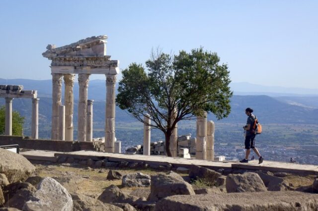 Ποιους αρχαιολογικούς χώρους και μουσεία “εγκατέλειψαν” οι τουρίστες; – Ποιο μνημείο είχε έσοδα 46 εκατ. ευρώ