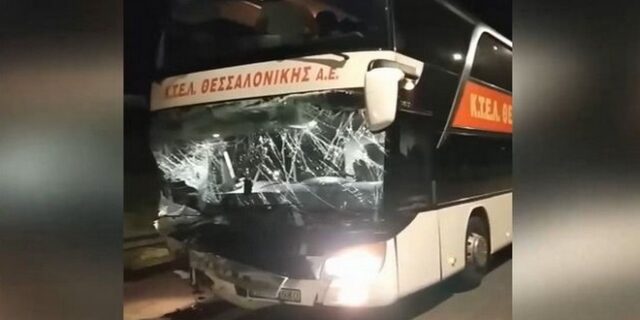 Πλαταμώνας: “Δεν γίνεται να μη μας είδε” – Τι λέει ο οδηγός του πρώτου ΙΧ για το τραγικό δυστύχημα