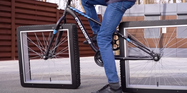 Ένα ποδήλατο με τετράγωνες ρόδες δια χειρός…YouTuber