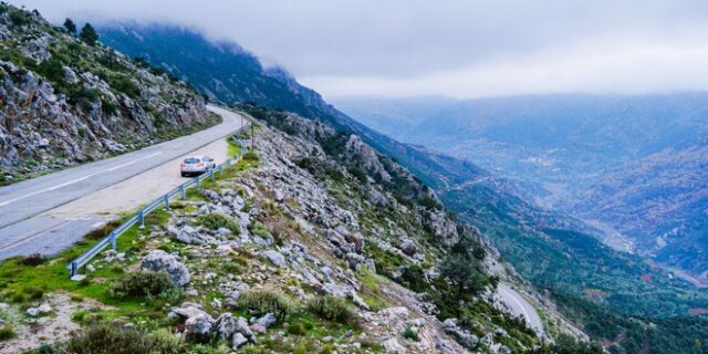 Πρέβεζα: Απήγαγε την πρώην σύζυγο και το παιδί τους και επιχείρησε να τους ρίξει στον γκρεμό