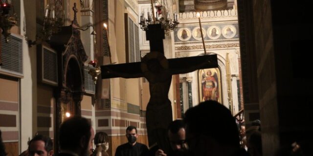 Μεγάλη Πέμπτη: Η κορύφωση του Θείου Δράματος και τα 12 Ευαγγέλια – Τα έθιμα και οι συμβολισμοί