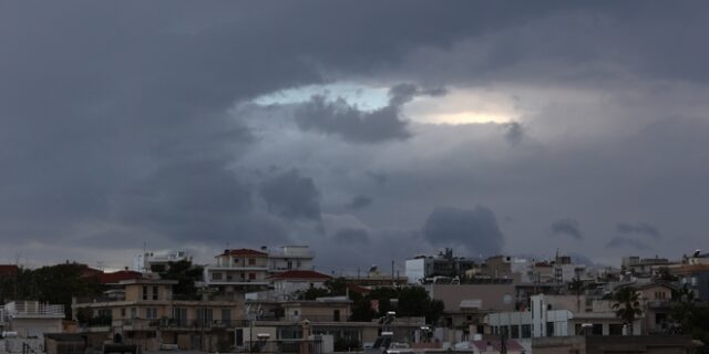 Καιρός: Τοπικές βροχές στα βόρεια και το ανατολικό Αιγαίο την Πέμπτη