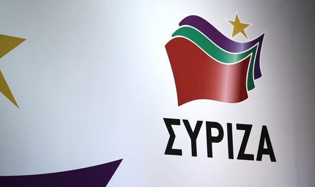 ΣΥΡΙΖΑ: “Ντροπή για τη θλιβερή προπαγάνδα με ‘κομπάρσους’ επιβάτες στελέχη της ΝΔ”