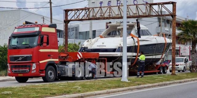 Σκάφος αναψυχής προκάλεσε μποτιλιάρισμα στην Πατρών – Κορίνθου