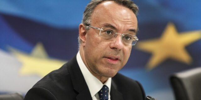 Σταϊκούρας: Σε θετική ρότα η οικονομία – Αισιοδοξία για αποκλιμάκωση του πληθωρισμού