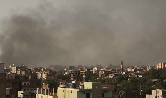 Σουδάν: Αεροπορικές επιδρομές στο Χαρτούμ παρά την εκεχειρία