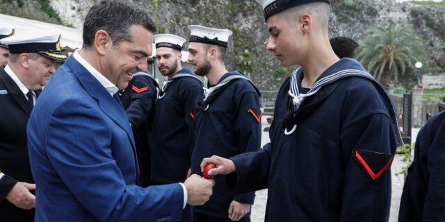 Αλ. Τσίπρας: Ο λαός προσδοκά Ανάσταση συλλογική