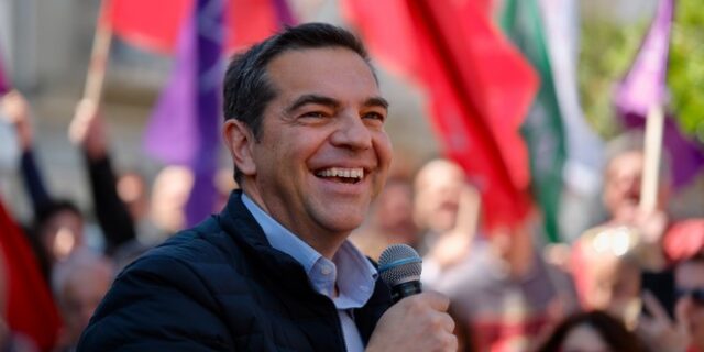 Τσίπρας: Στην κάλπη η απάντηση των εργαζομένων στους εκβιασμούς Μητσοτάκη