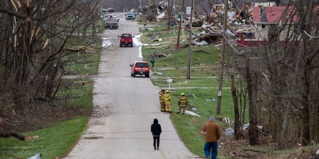 ΗΠΑ: Τουλάχιστον 29 οι νεκροί από ανεμοστρόβιλους και σφοδρές καταιγίδες