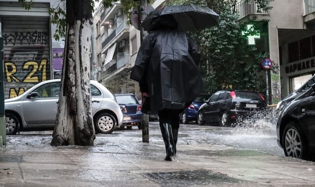 Έκτακτο δελτίο επιδείνωσης: Χαλάει ο καιρός – Πού θα βρέξει τις επόμενες ώρες