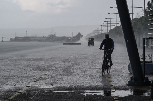 Καιρός Θεσσαλονίκη: Μεμονωμένες καταιγίδες από το μεσημέρι την Πέμπτη