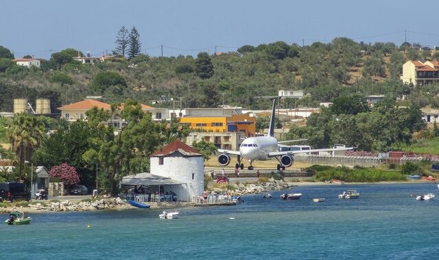 Ισχυρή ανάκαμψη των αερομεταφορών – Φόβοι για καθυστερήσεις και ακυρώσεις πτήσεων το καλοκαίρι