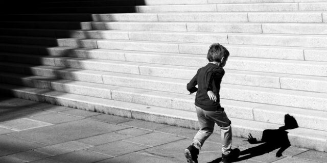 Ηράκλειο: 5χρονος το έσκασε από το σπίτι και έκανε βόλτες στο κέντρο της πόλης