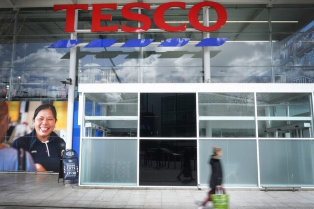 Βρετανία: Ο πρόεδρος των σουπερμάρκετ Tesco κατηγορείται για σεξουαλική παρενόχληση από 4 γυναίκες
