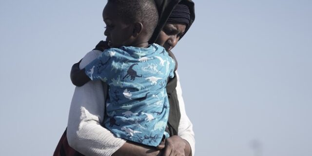 Σουδάν: Ένας μήνας πολέμου χωρίς “παράθυρο” για διέξοδο – Παγκόσμια ανησυχία