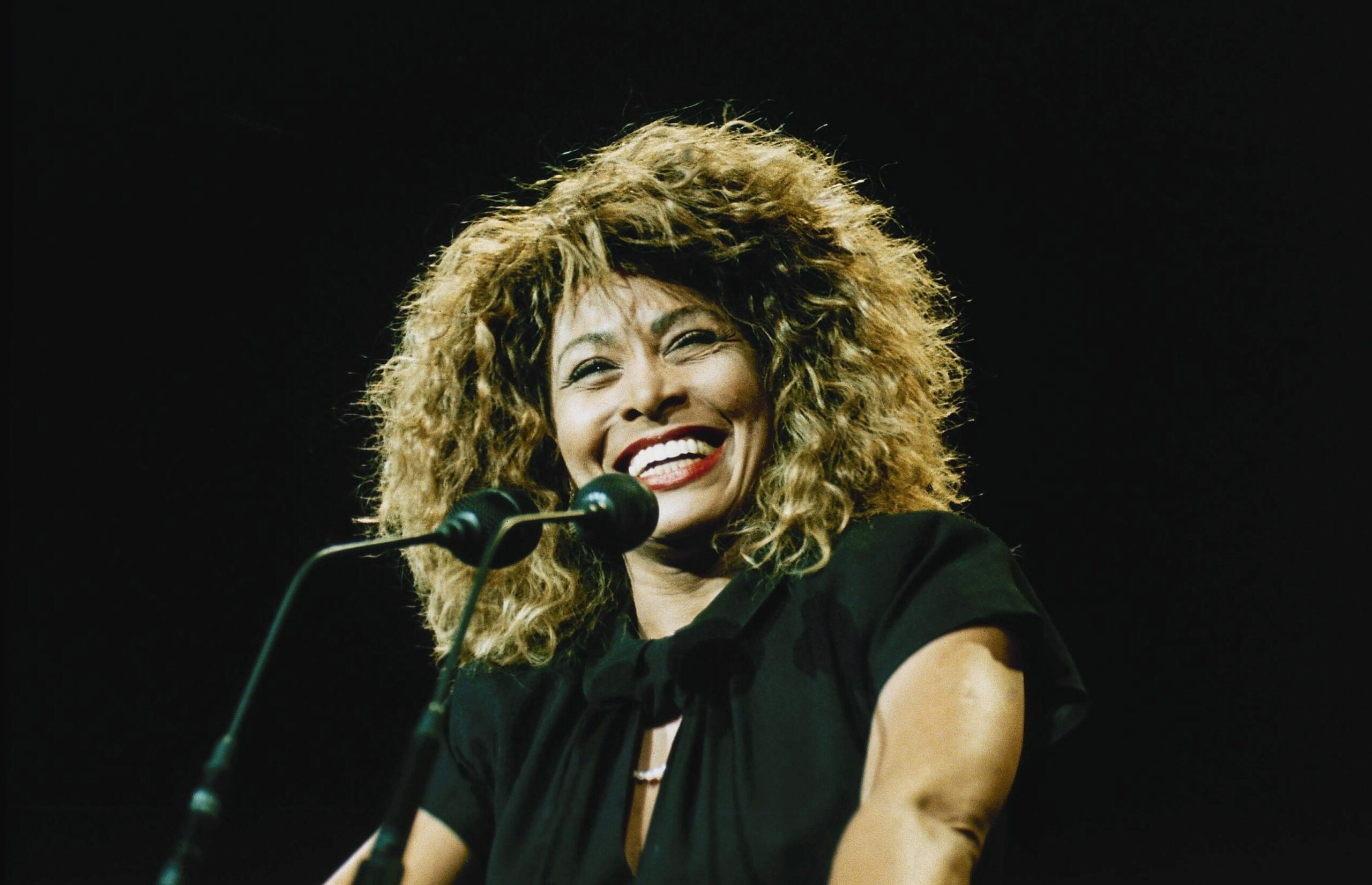 Tina Turner: 10 τραγούδια της βασίλισσας του “Rock ‘n’ Roll” που έγραψαν ιστορία