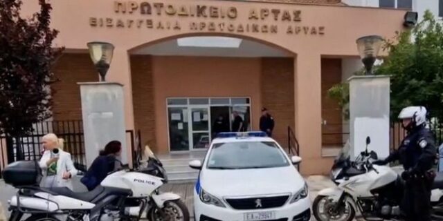 Άρτα: Ελεύθερος με περιοριστικούς όρους ο πατέρας για τον θάνατο του 5,5 μηνών βρέφους