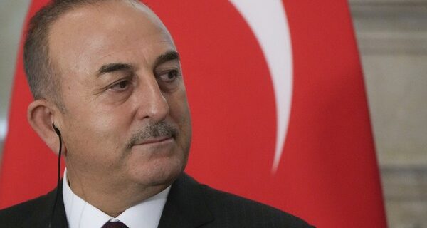 Τσαβούσογλου: “Δεν θέλουμε τα F-35, έχουμε δικό μας μαχητικό”