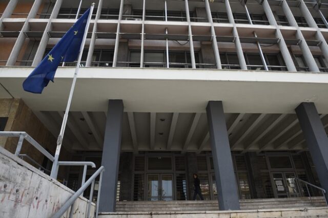 Θεσσαλονίκη: Έσπασαν τα ισόβια για τον 47χρονο που έκαψε τους γονείς του στο σπίτι τους