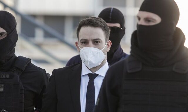 Έγκλημα στα Γλυκά Νερά: Νέα διακοπή της δίκης – Ένταση μεταξύ της υπεράσπισης και της Έδρας