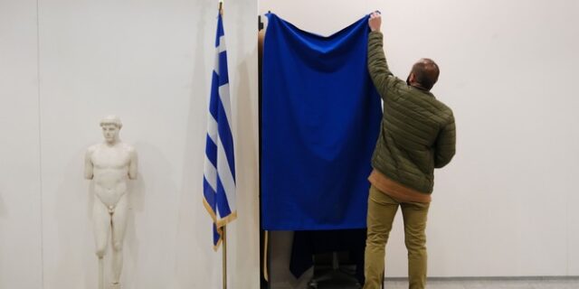 Εκλογές 2023: Ομαλά η εκλογική διαδικασία των αποδήμων – Πώς κρίνεται η προσέλευση στις κάλπες