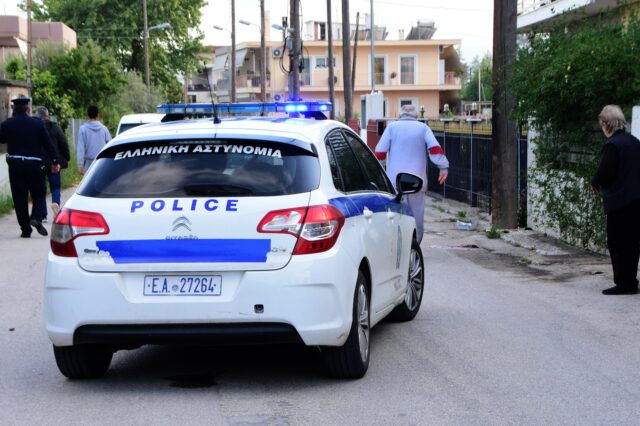 Νέο Ηράκλειο: Ένοπλοι ληστές εισέβαλαν σε σπίτι και ακινητοποίησαν 88χρονη