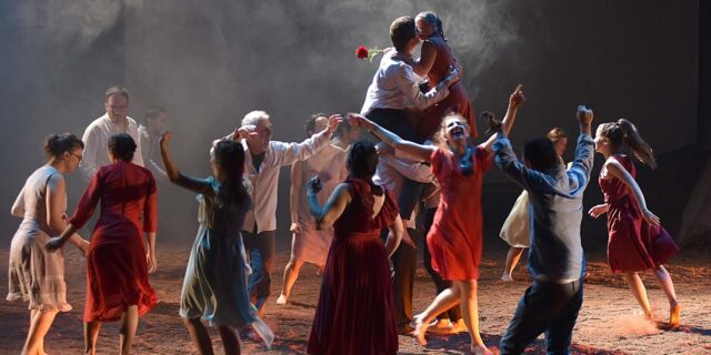 Ε. Δημοπούλου- Ε. Ευθυμίου: “Οι άνθρωποι με αναπηρίες δεν είναι ούτε ανέραστοι, ούτε υπερ-σεξουαλικοί. Είναι αποκλεισμένοι”