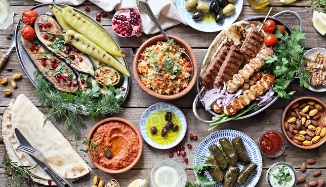 CNN: Η κατάταξη της ελληνικής κουζίνας διεθνώς και το πιο “ανόητο” ελληνικό φαγητό