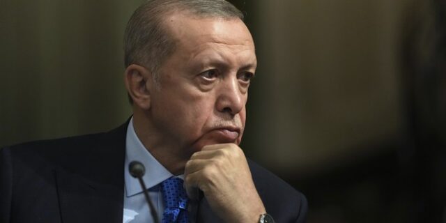 “Χαστούκι” Washington Post σε Ερντογάν: “Ευκαιρία οι εκλογές για να αποτινάξουν οι Τούρκοι την τυραννία του”