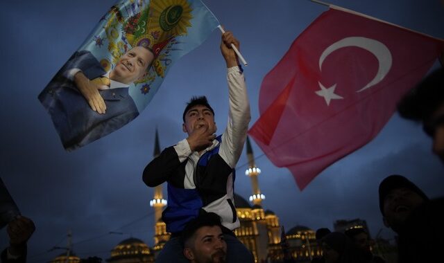Εκλογές στην Τουρκία: Από τη Μόσχα ως την Ουάσιγκτον – Ποιοι ηγέτες έχουν στείλει συγχαρητήρια στον Ερντογάν