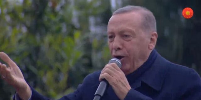 Εκλογές στην Τουρκία: Τι λένε οι στίχοι του τραγουδιού που είπε ο Ερντογάν μετά τη νίκη του