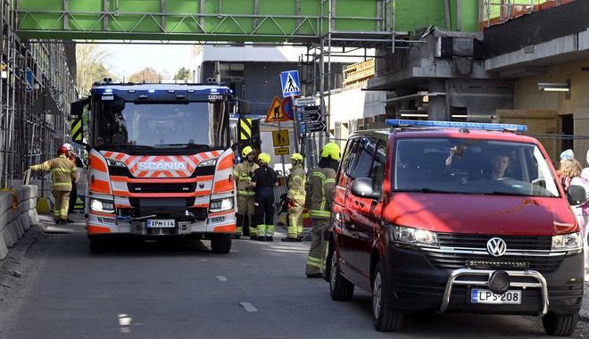 Φινλανδία: Κατέρρευσε γέφυρα έξω από το Ελσίνκι – Τουλάχιστον 27 τραυματίες, μεταξύ των οποίων και παιδιά