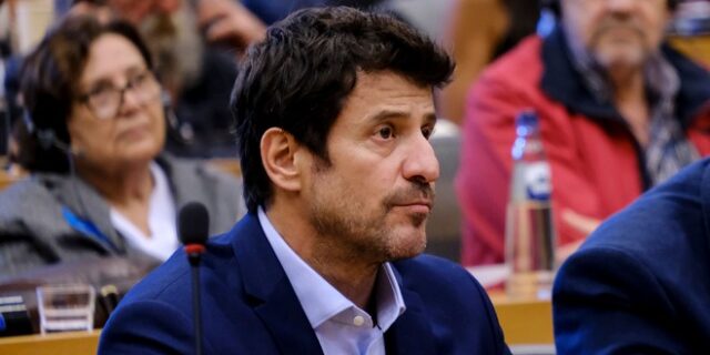 Δικηγόρος Αλέξη Γεωργούλη: “Θετική εξέλιξη η άρση ασυλίας – Θα παραστεί να δώσει εξηγήσεις”