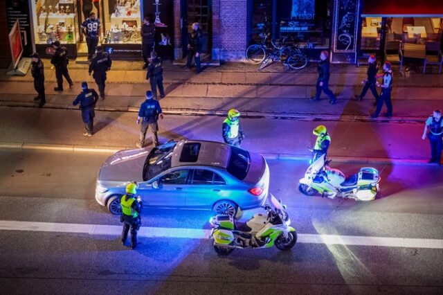 Δανία: Τέλος στην κυκλοφορία των αυτοκινήτων τη νύχτα στις ζώνες “νυχτερινής ζωής”