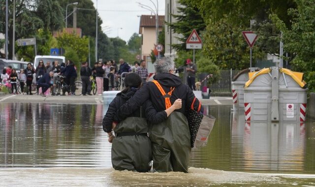 Η Ιταλία μετρά τις πληγές της από τις πλημμύρες: Αυξάνονται οι νεκροί, πάνω από 20.000 άστεγοι