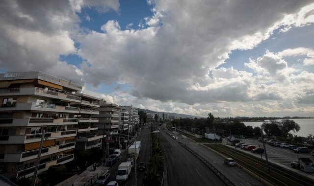 Καιρός Αθήνα: Συννεφιά με ανέμους έως 6 μποφόρ