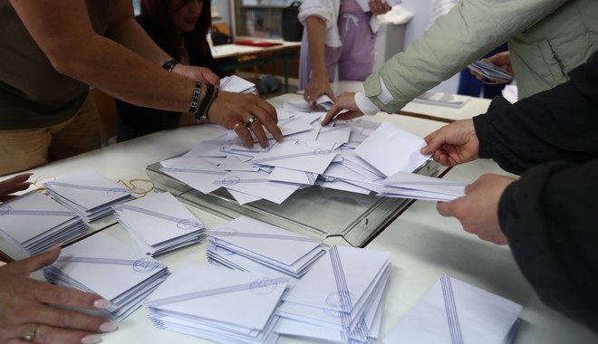Εκλογές 2023: Πρωτιά ΝΔ σε 58 από τις 59 εκλογικές περιφέρειες – Οι καλύτερες επιδόσεις των κομμάτων