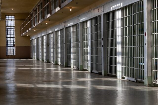 Κρήτη: Συγκλονιστική καταγγελία 17χρονου κρατούμενου – “Με βίαζαν κάθε βράδυ στο κελί”