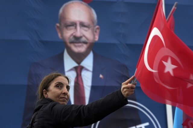 Εκλογές στην Τουρκία: Ο Κιλιτσντάρογλου “βλέπει” τη Ρωσία πίσω από τα βίντεο που έφεραν την απόσυρση Ιντζέ