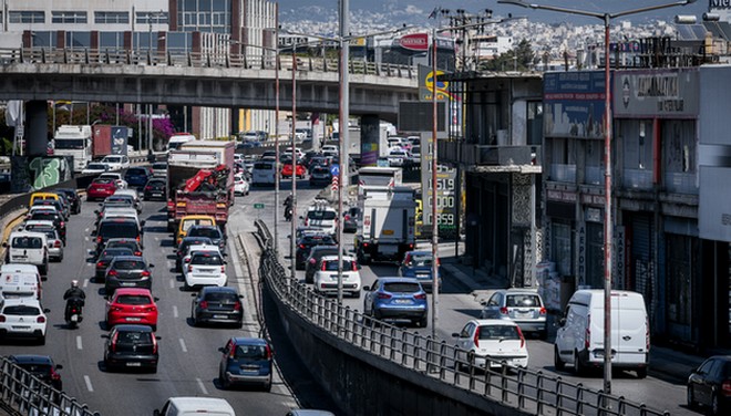 Κίνηση στους δρόμους: “Στο κόκκινο” ο Κηφισός – Προβλήματα σε Αλεξάνδρας και Μεσογείων – LIVE ΧΑΡΤΗΣ