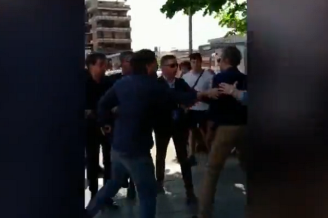 Βίντεο: Αντιεμβολιαστής χαστούκισε τον Τζουζέπε Κόντε
