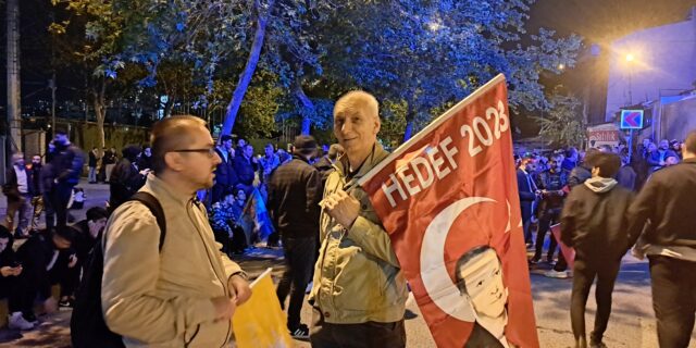 Τo NEWS 24/7 στα γραφεία Ερντογάν και CHP στην Κωνσταντινούπολη