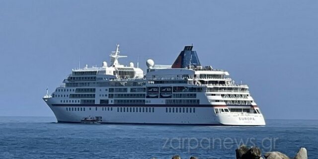 Χανιά: Ατύχημα με σωστική λέμβο σε κρουαζιερόπλοιο – Παραμένει δεμένο στο Ενετικό Λιμάνι