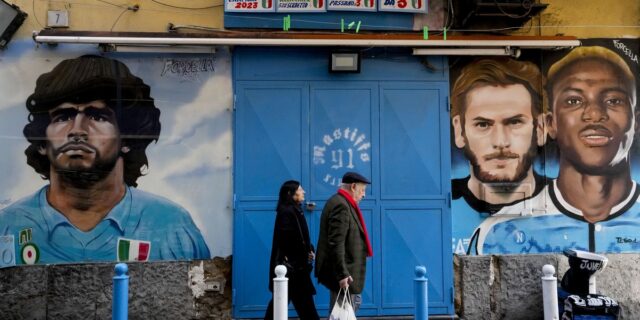 Η Νάπολι ξεφαντώνει 33 χρόνια μετά τον Ντιέγκο Μαραντόνα
