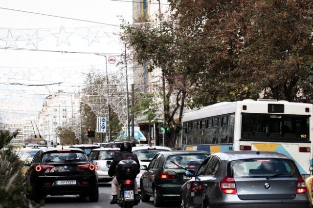 Κίνηση στους δρόμους: Χάος στην Κηφισίας λόγω τροχαίου – LIVE ΧΑΡΤΗΣ