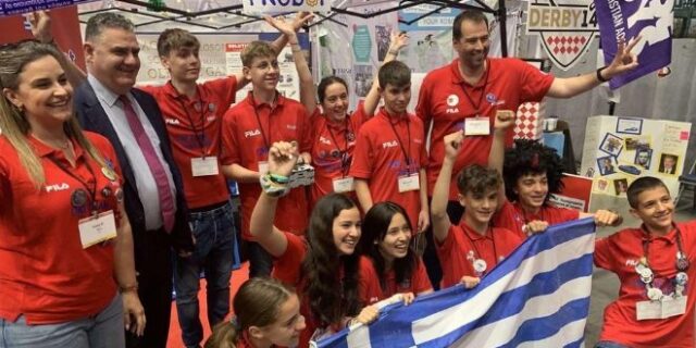 Η iRobot 2η στον κόσμο στον Παγκόσμιο Διαγωνισμό Ρομποτικής της First Lego League