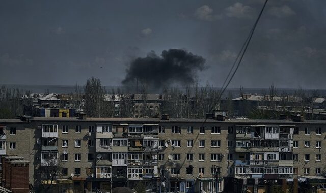Πόλεμος στην Ουκρανία: 2 νεκροί και 10 τραυματίες από ρωσικη επίθεση στην επαρχία Σούμι