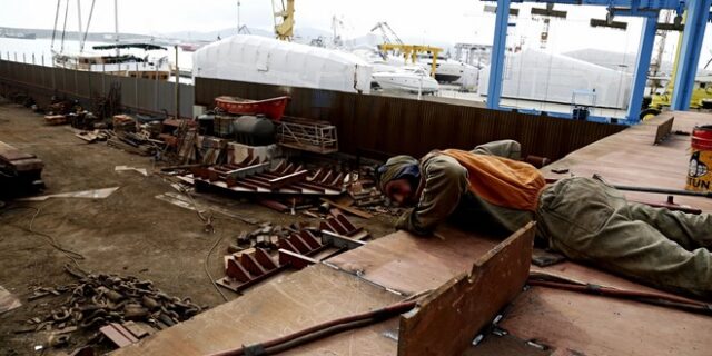 Εργατικό δυστύχημα στο Πέραμα: 24ώρη απεργία αποφάσισε το Συνδικάτο Μετάλλου Αττικής