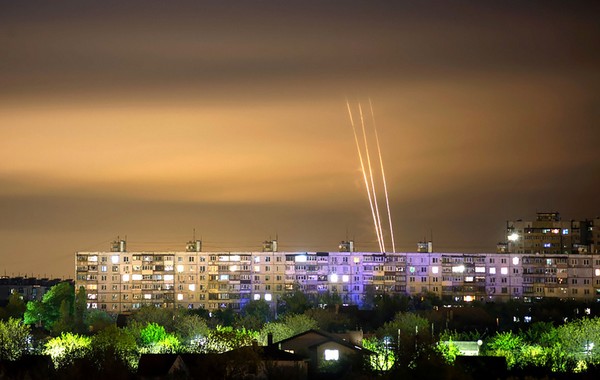 Ουκρανία: Πυραυλικές επιθέσεις σε όλη τη χώρα – Φόβοι για τους εορτασμούς της Ημέρας της Νίκης στη Ρωσία